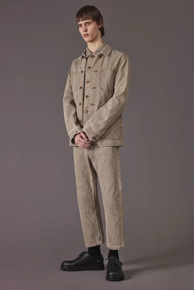 Look 16
